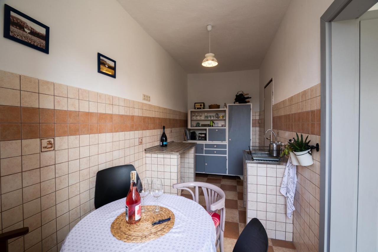 Milio Apartman Badacsony Badacsonytördemic Exterior foto